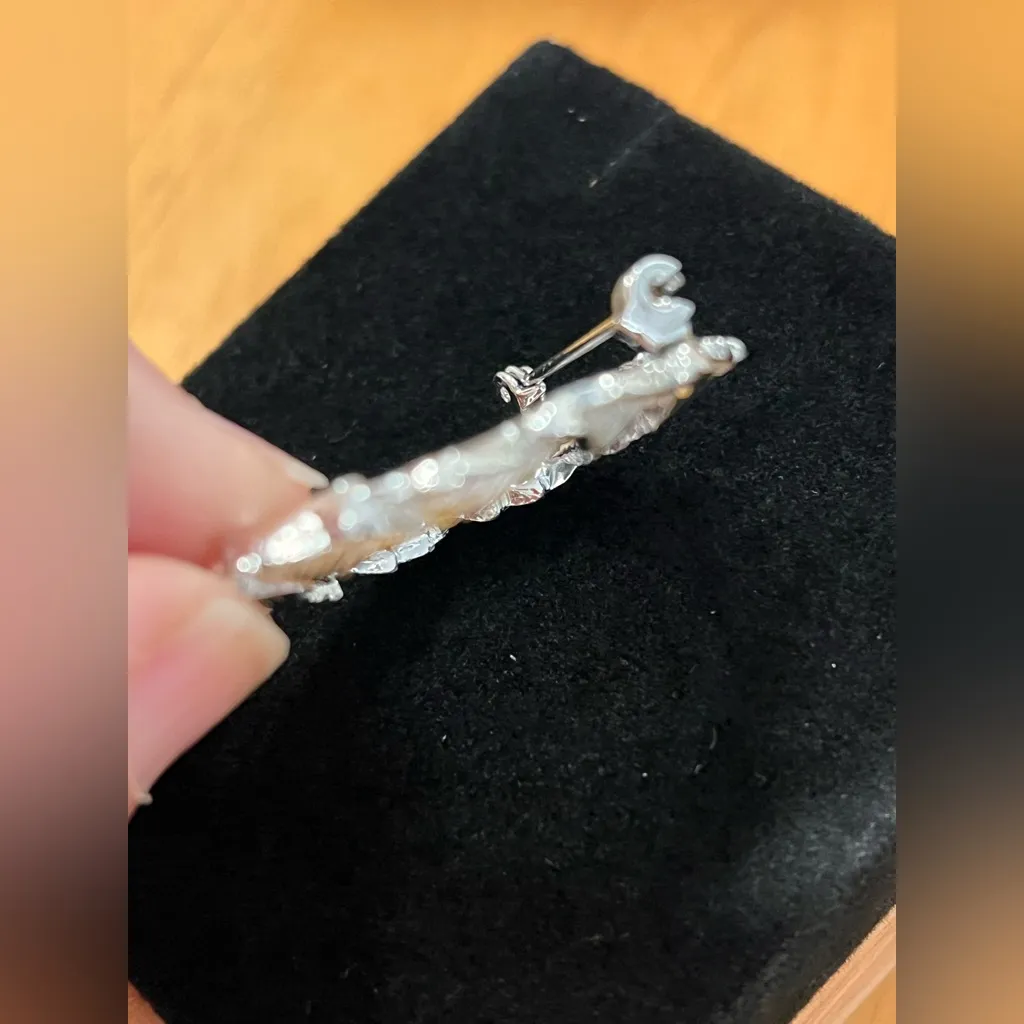 Silver Leaf Wreath Vintage Brooch signed Gerry’s - Image 3