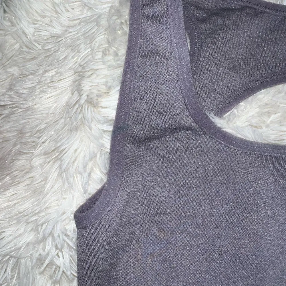 NVGTN Open Back Sports Bra Size XS - Image 4