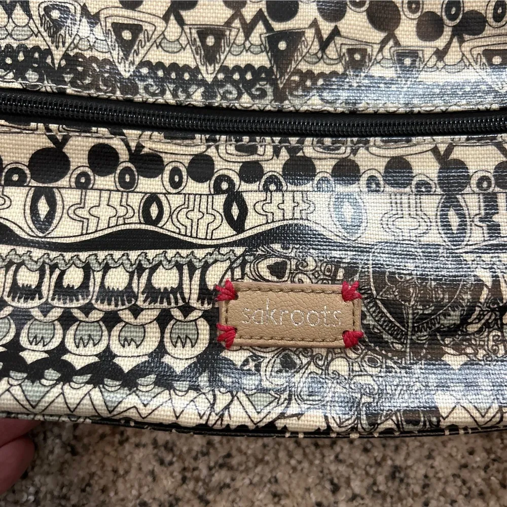 Sakroots  Crossbody Peace Bag Purse Coated Vinyl Black Tan Zip Pockets - Image 2