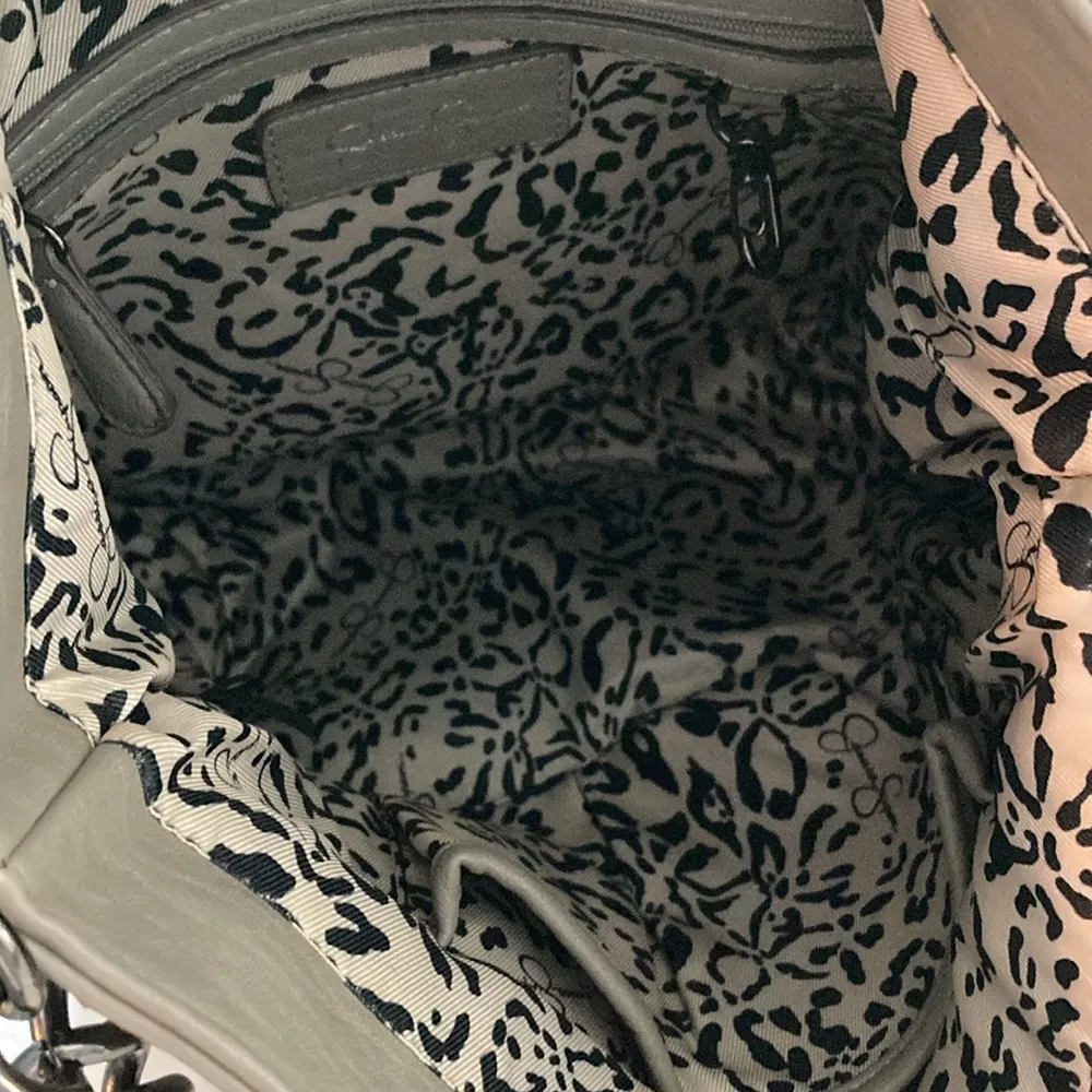 Jessica Simpson Bag with Studs and signature feather. - Image 8