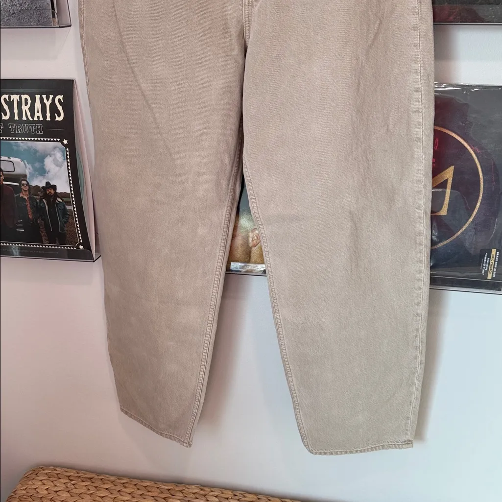 Abercrombie & Fitch Beige Denim Pants - Image 4