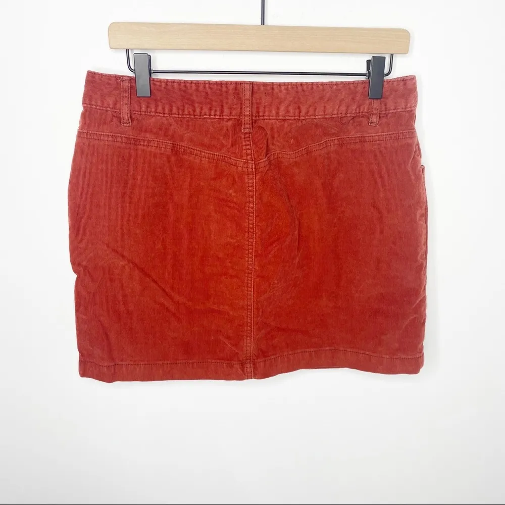 BDG brick red corduroy skirt with pockets 
Size 10
Excellent condition - Image 4