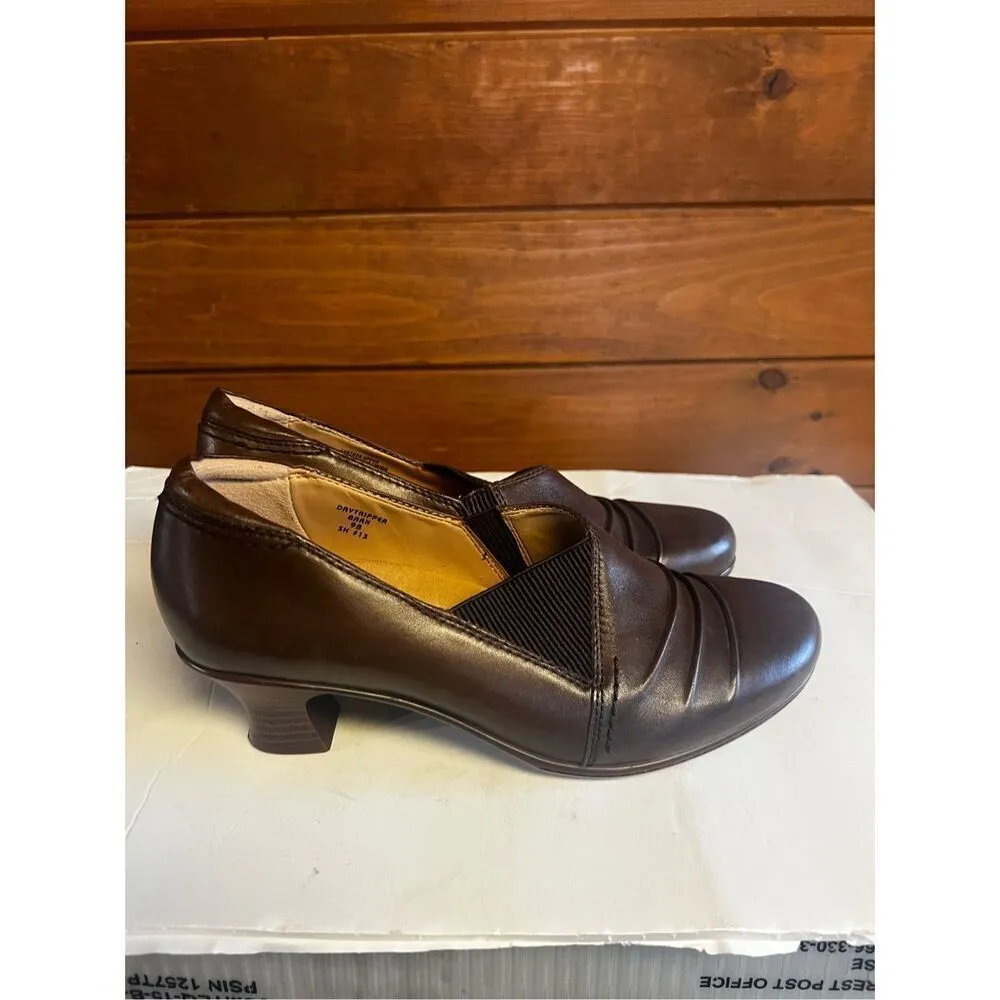 Earth Daytripper Slip On Clogs Booties Shoes Size 9 Brown Leather - Image 2