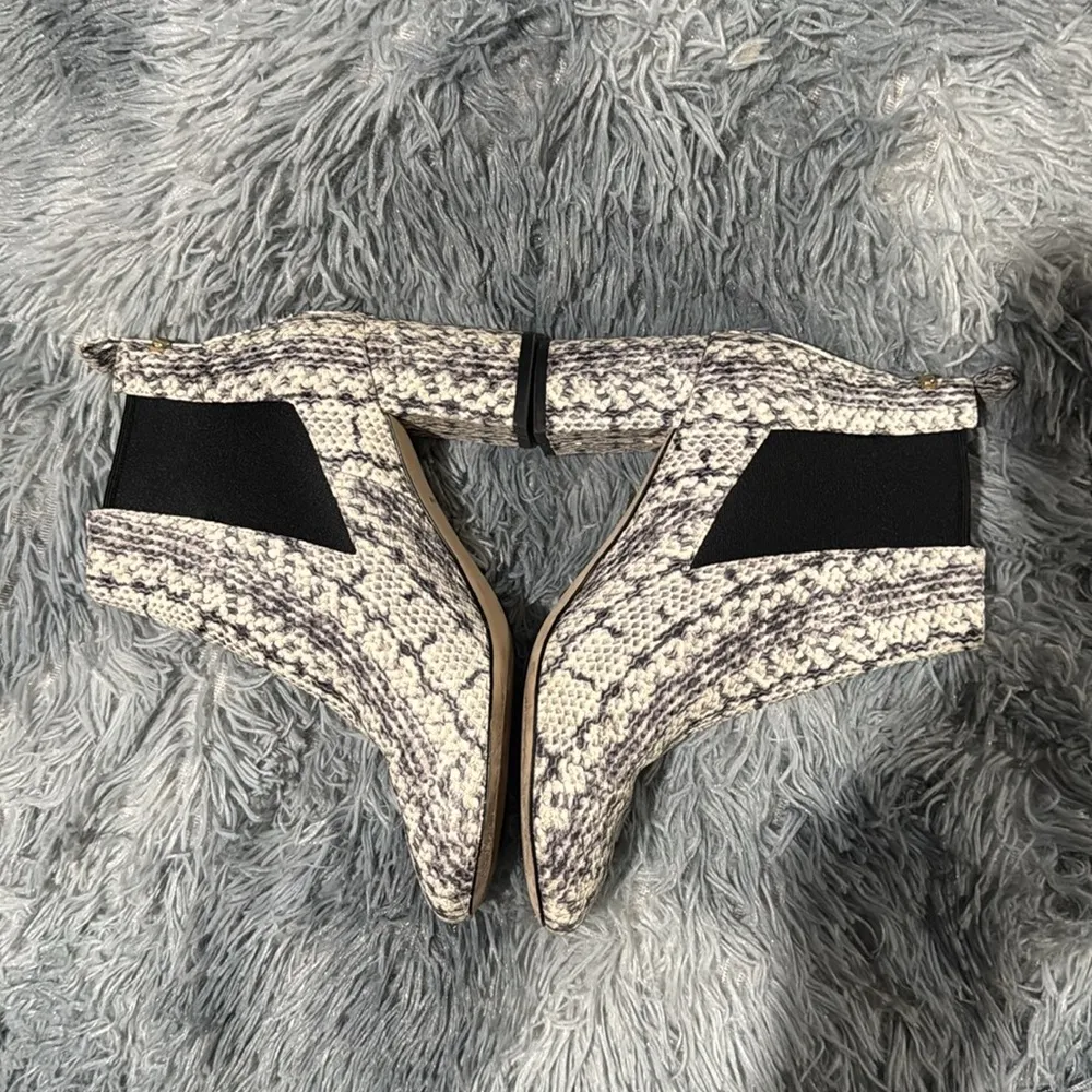 Cole Haan Gray Ankle Boots with Block Heel - Image 4