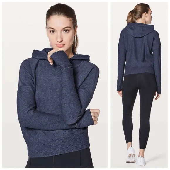 Lululemon Athletica Lead The Pack Hoodie, Heathered Stony Grape / Black sz. 2 - Image 2