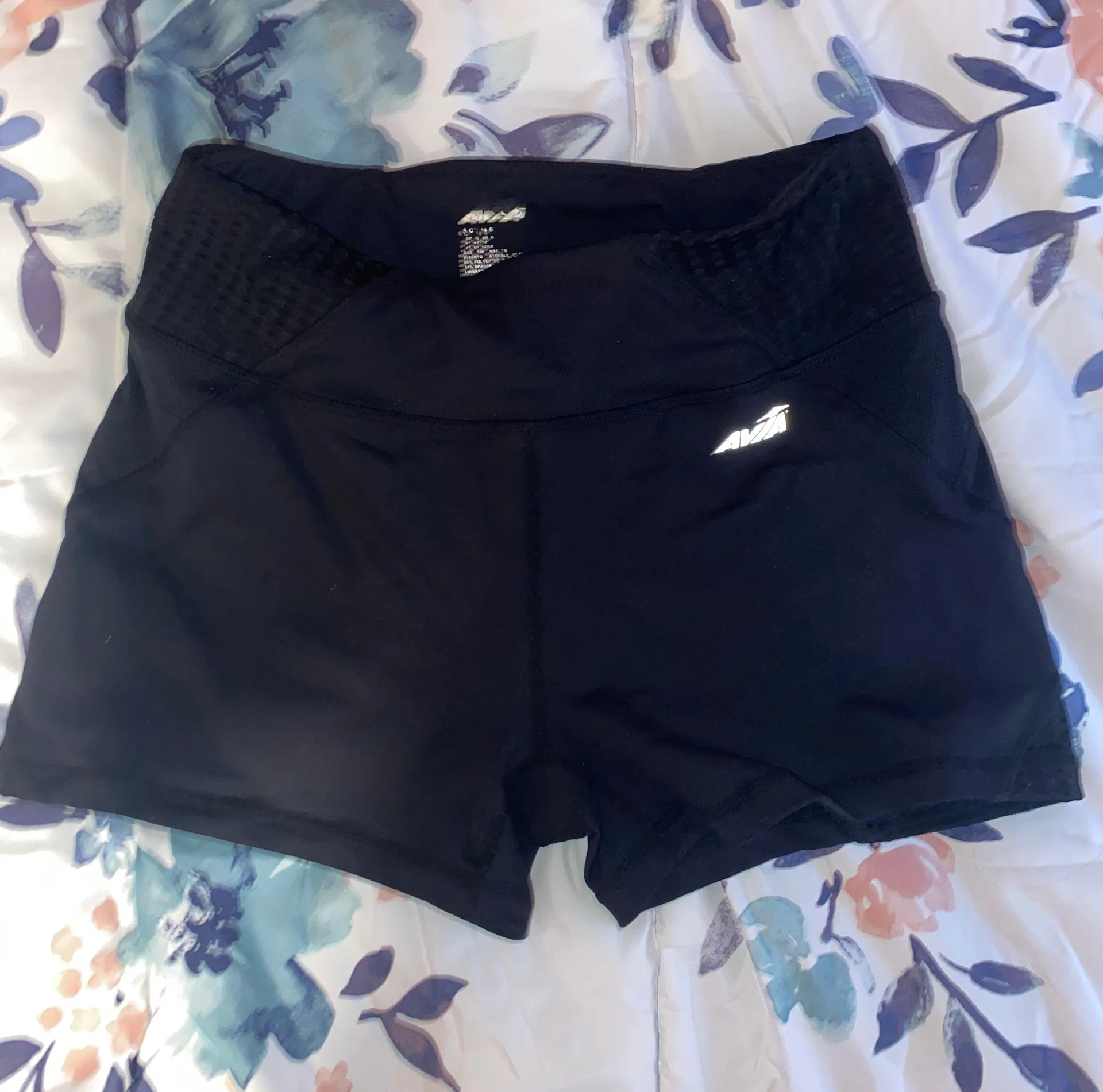 Avia Spandex Shorts - Image 5