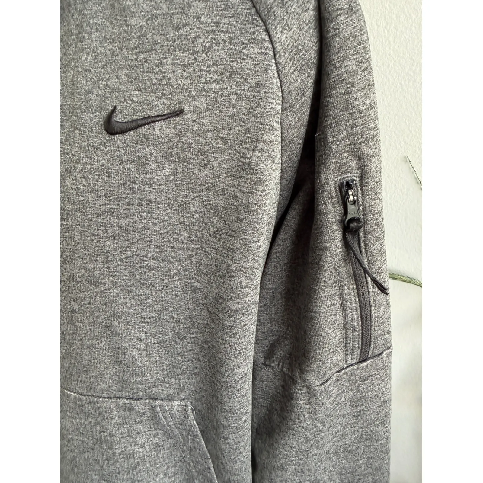 Nike Therma Fit Gray Heathered Hoodie Sweatshirt Therma-FIT Technology Full Zip - Image 4