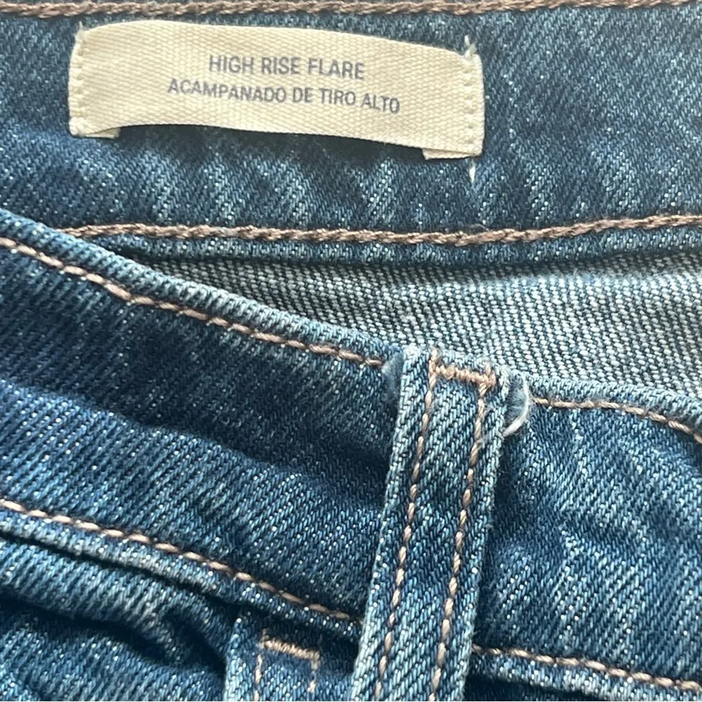 NWT Universal Thread Women's‎ High-rise Flare Jeans 16 Short Blue 16 S NEW - Image 7