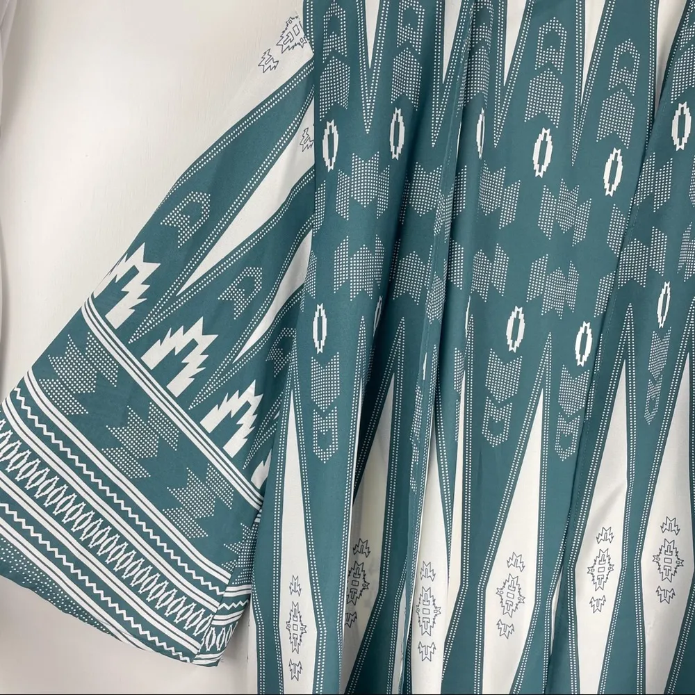 Bohemian Blue White Aztec Kimono Wrap Cardigan - Image 9