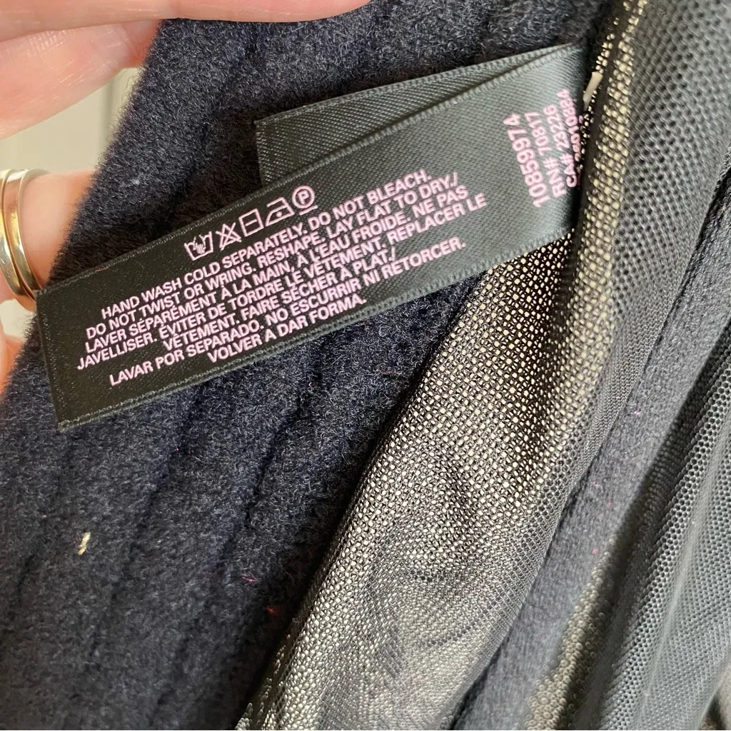 Victoria’s Secret Corset Lingerie with Garter Straps Floral with Glitter - Image 4