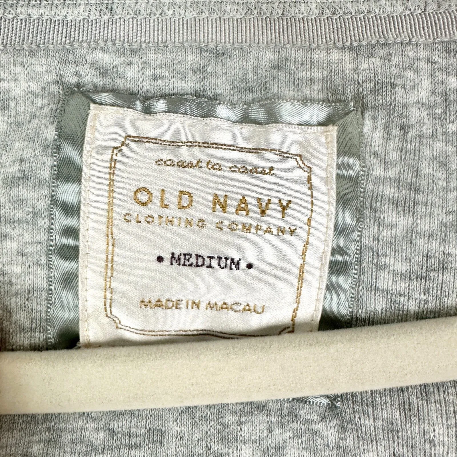Old Navy Vintage Y2K Henley Top Size Medium Floral Grey 00s Bella Swan - Image 5