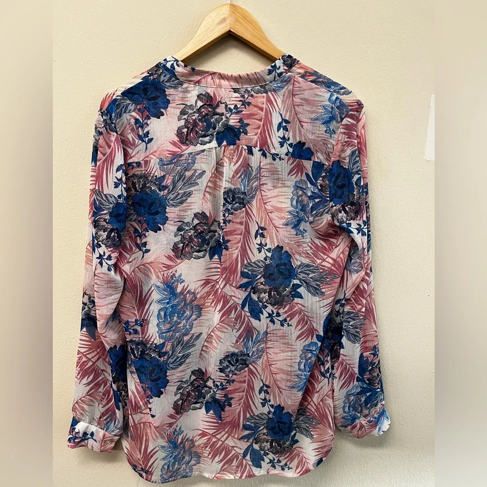 KUT from the Kloth floral blouse - Image 6