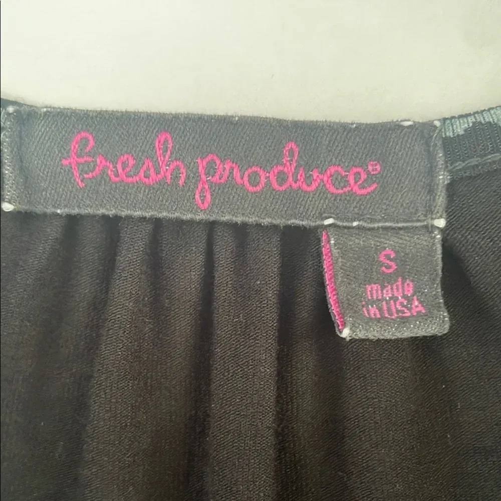 Fresh Produce Black and Grey Ruffled Front V-Neck Short Sleeve Dress Small - Image 5