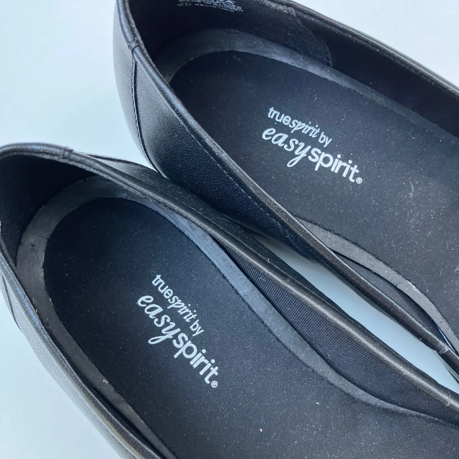 Easy Spirit | Black Square Toe Flower Slip One Shoe Loafer Leather Womens 8.5 - Image 2