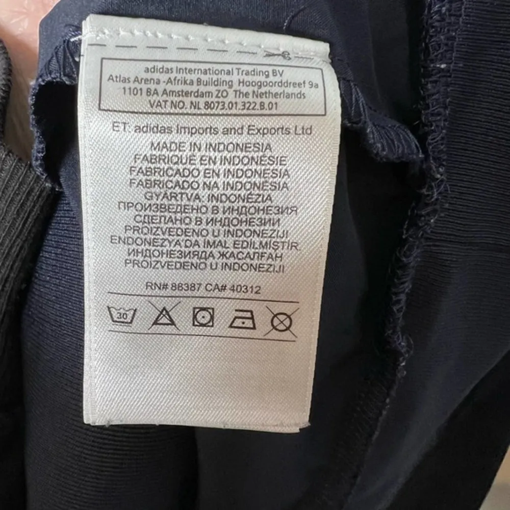 Adidas Originals Women's Trefoil Crew satin blue pullover Sweatshirt size medium - Image 7