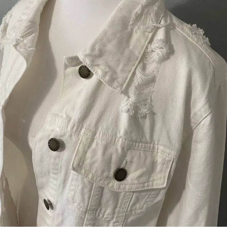 Women’s Red Star white denim jean jacket distressed oversized Classic cut Medium - Image 6