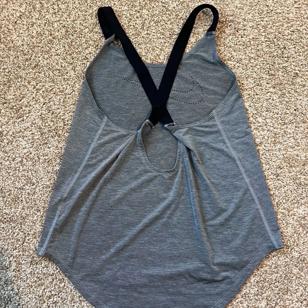 Nike  Dri-Fit Heather Gray Racerback Cut Out Tank Top Size Small - Image 4