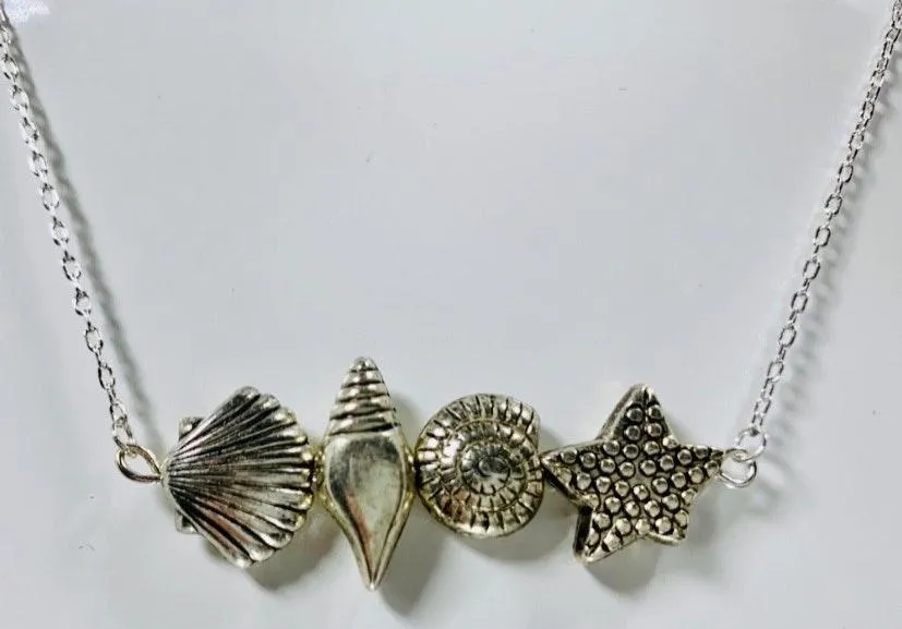 NWT Silver Seashell Bar Necklace - Image 4
