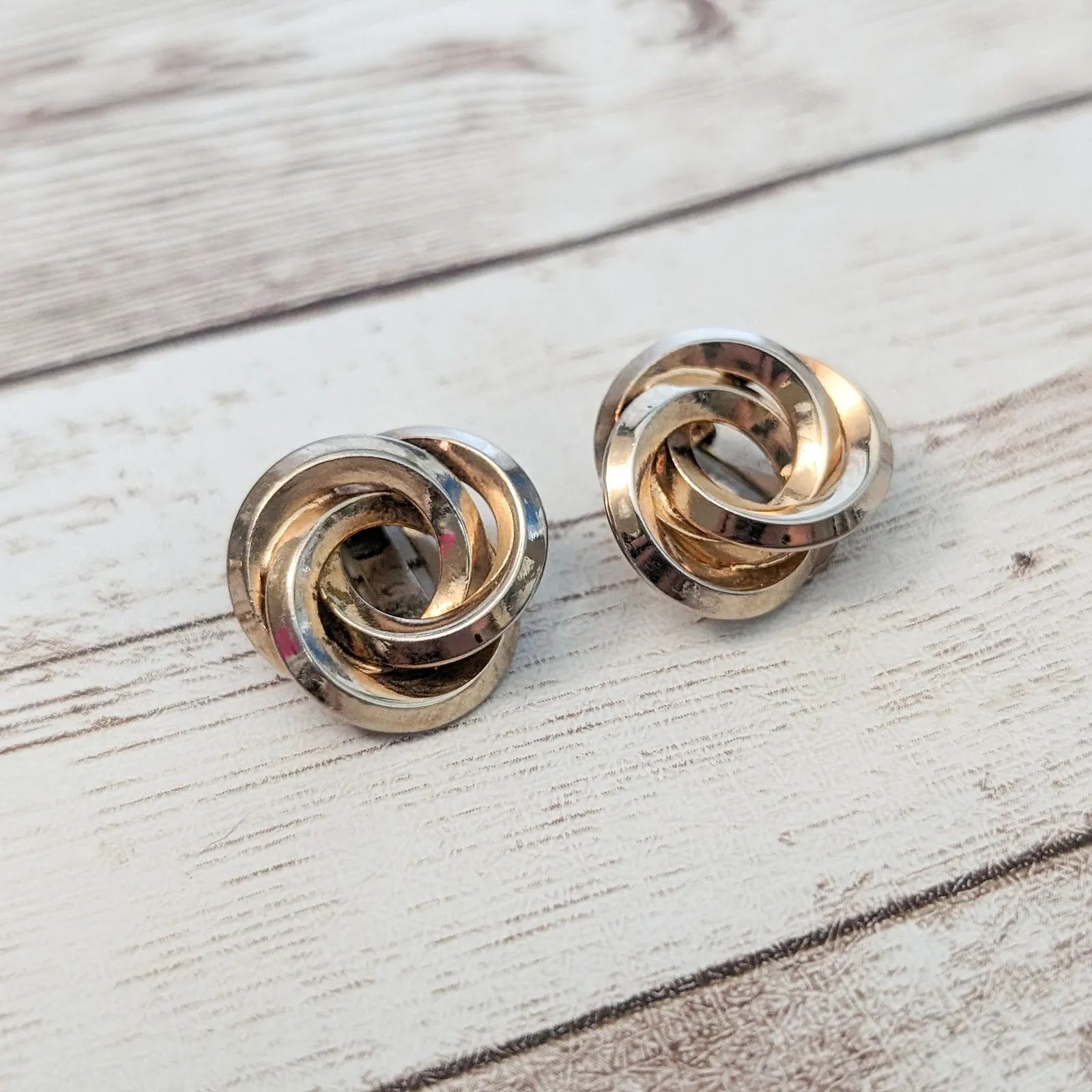 Vintage Clip On Earrings Swirl Like - Image 3