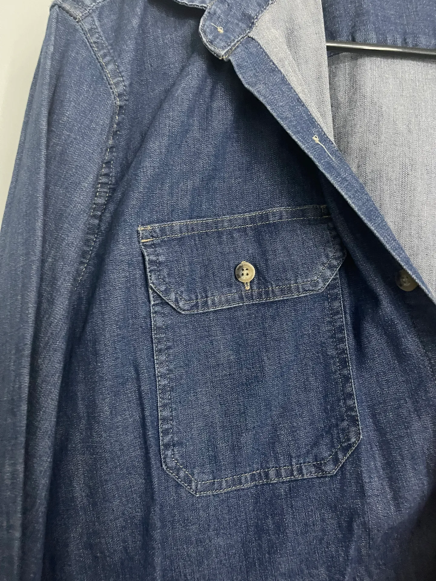 Wrangler Morgan Wallen Denim Button-Up - Image 5