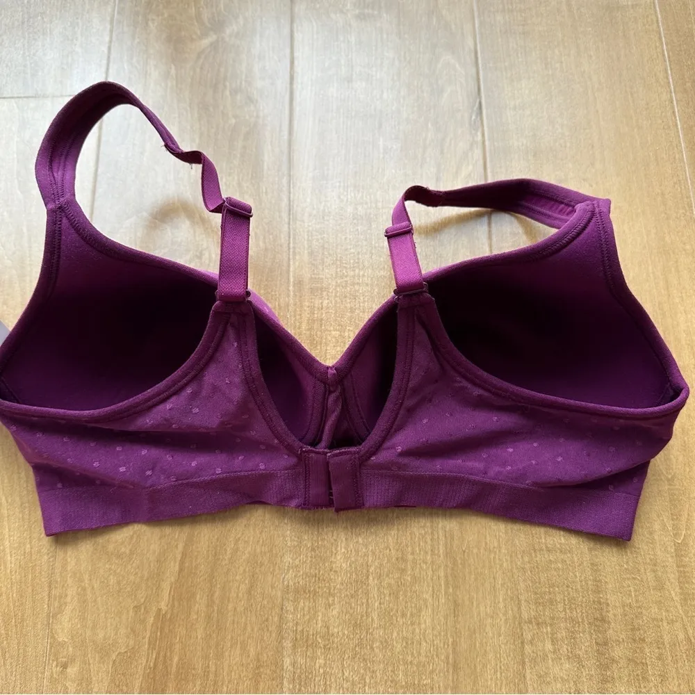 Beauty By Bali Women's Foam Wirefree Bra Size 38B - Plum Purple Polka Dot - Image 8