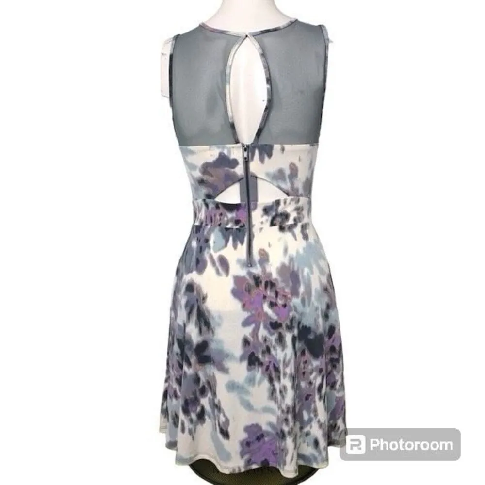 ✨UO Silence+Noise Mesh Inset Skater Sz Large Dress✨ - Image 4