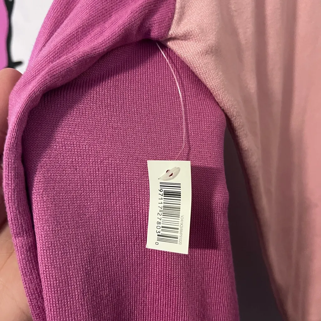 Hello Kitty Nwt  pajama top size 2x - Image 4