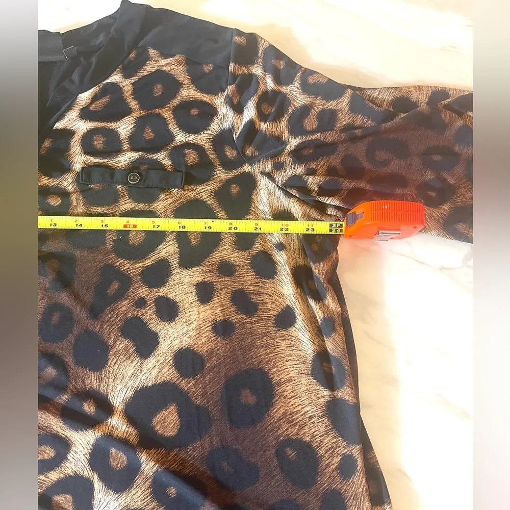 Elie McCarthy Woman’s Plus Size 3X Animal Print Short Sleeve Blouse Faux Button Brown - Image 3