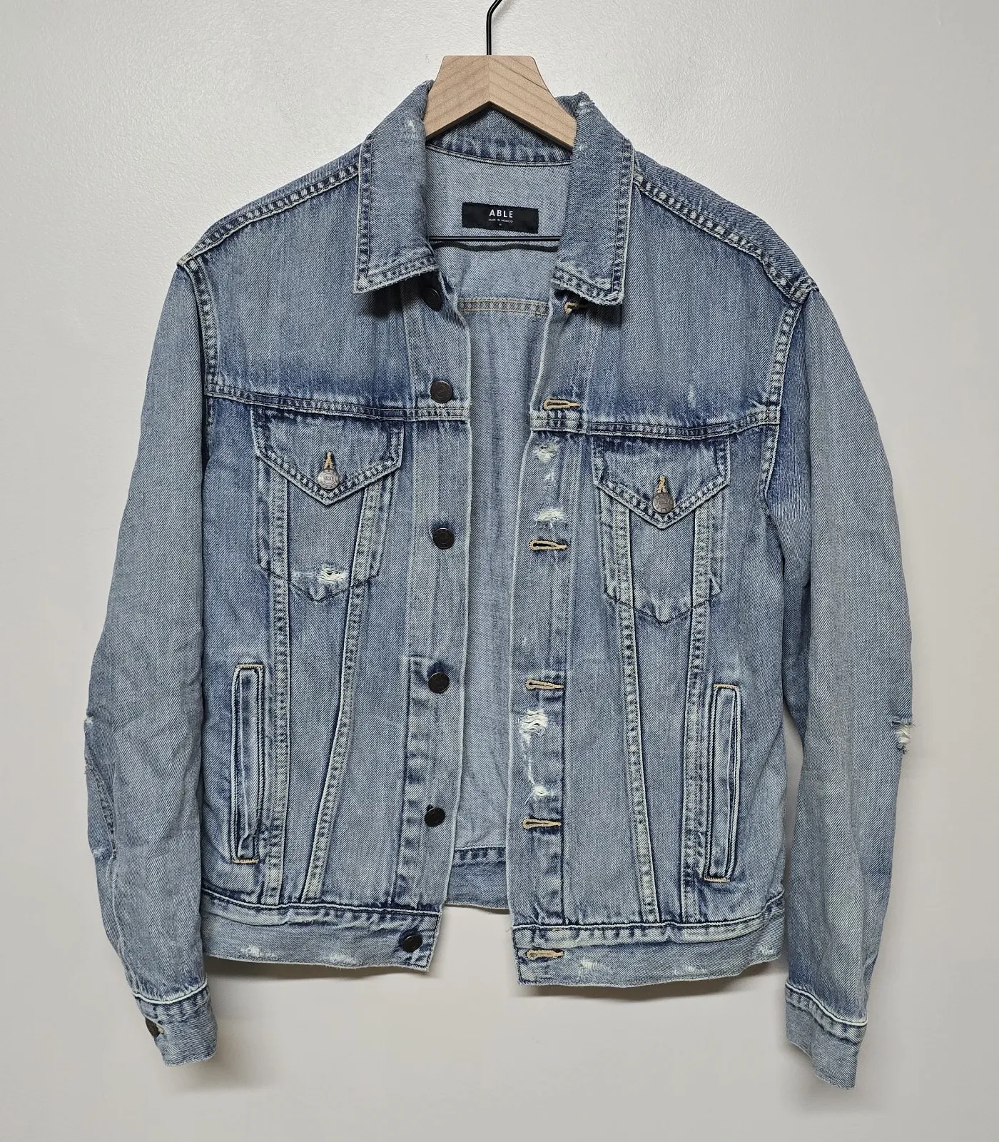 Able Women Blue Original Wash Collared Button Front Distressed Merly Jacket Med - Image 1