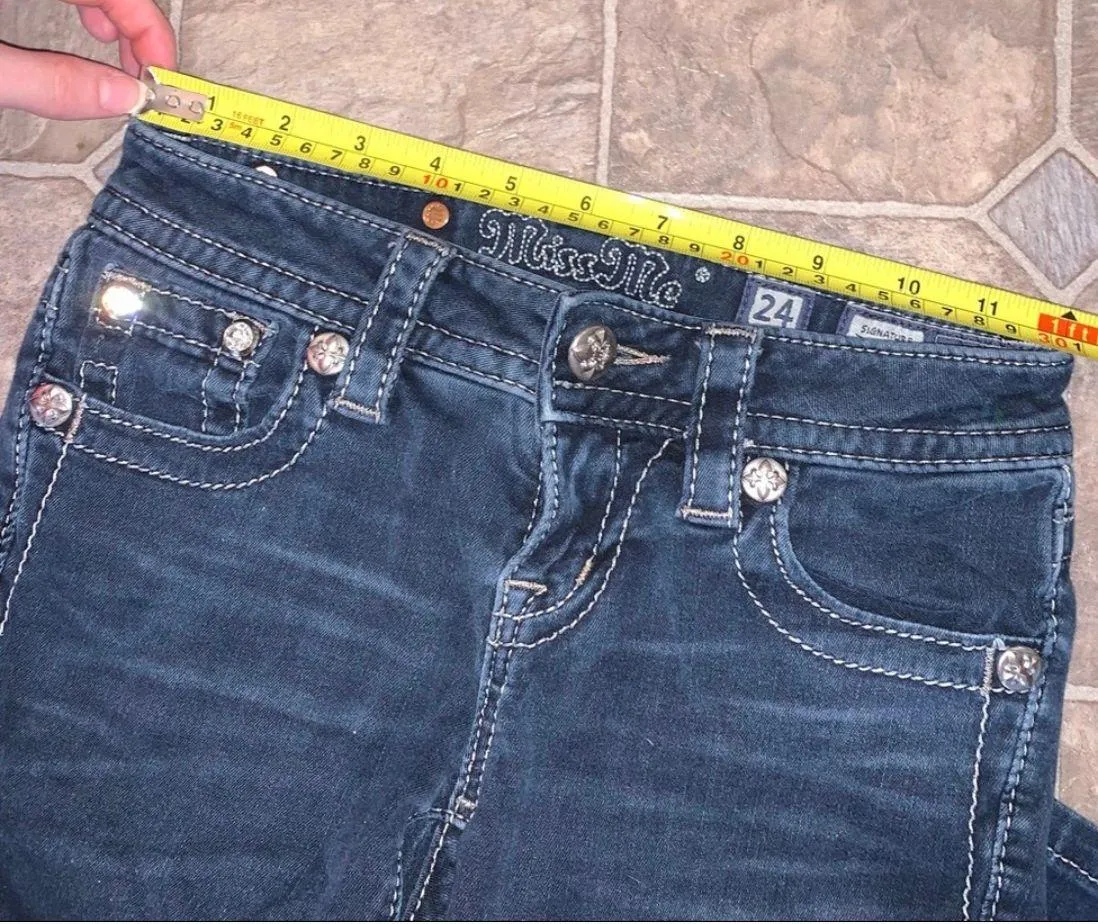 Signature Skinny Crop Jeans Dark Wash 24 - Image 8