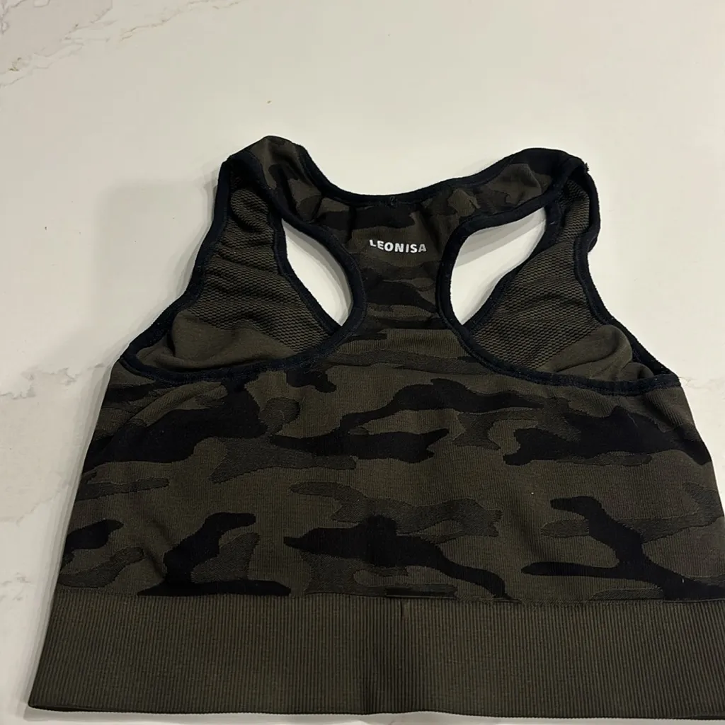 Leonisa Shapewear Comfy Compression Seamless Reversible Sports Bra Black - Image 8