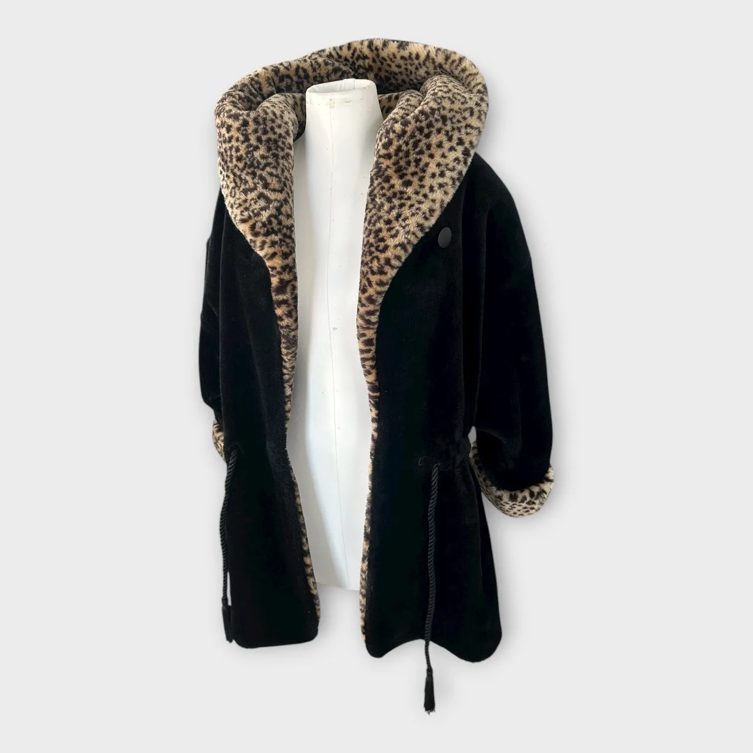 Vintage Monterey Fashions Faux Fur Coat Leopard Print Black Belted Women’s Large - Image 3