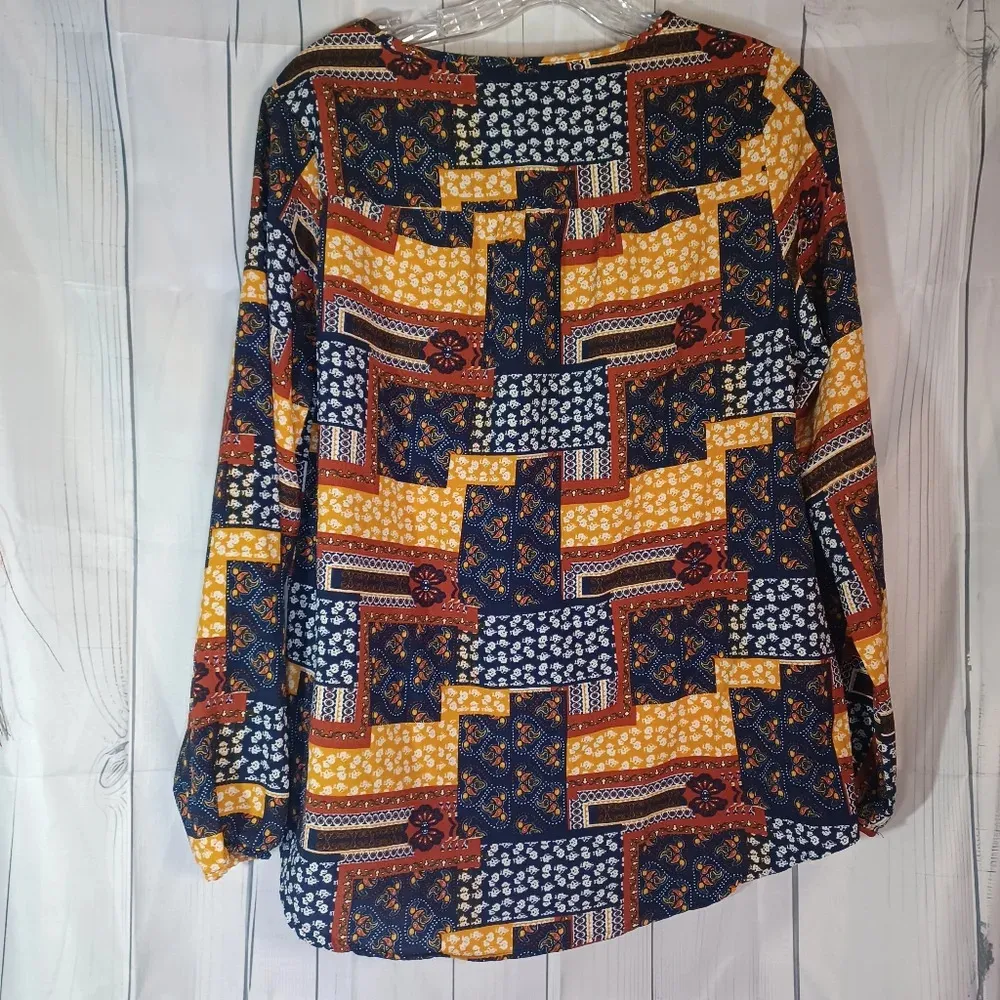 Rue21 paisley lightweight long sleeve shirt - Image 6