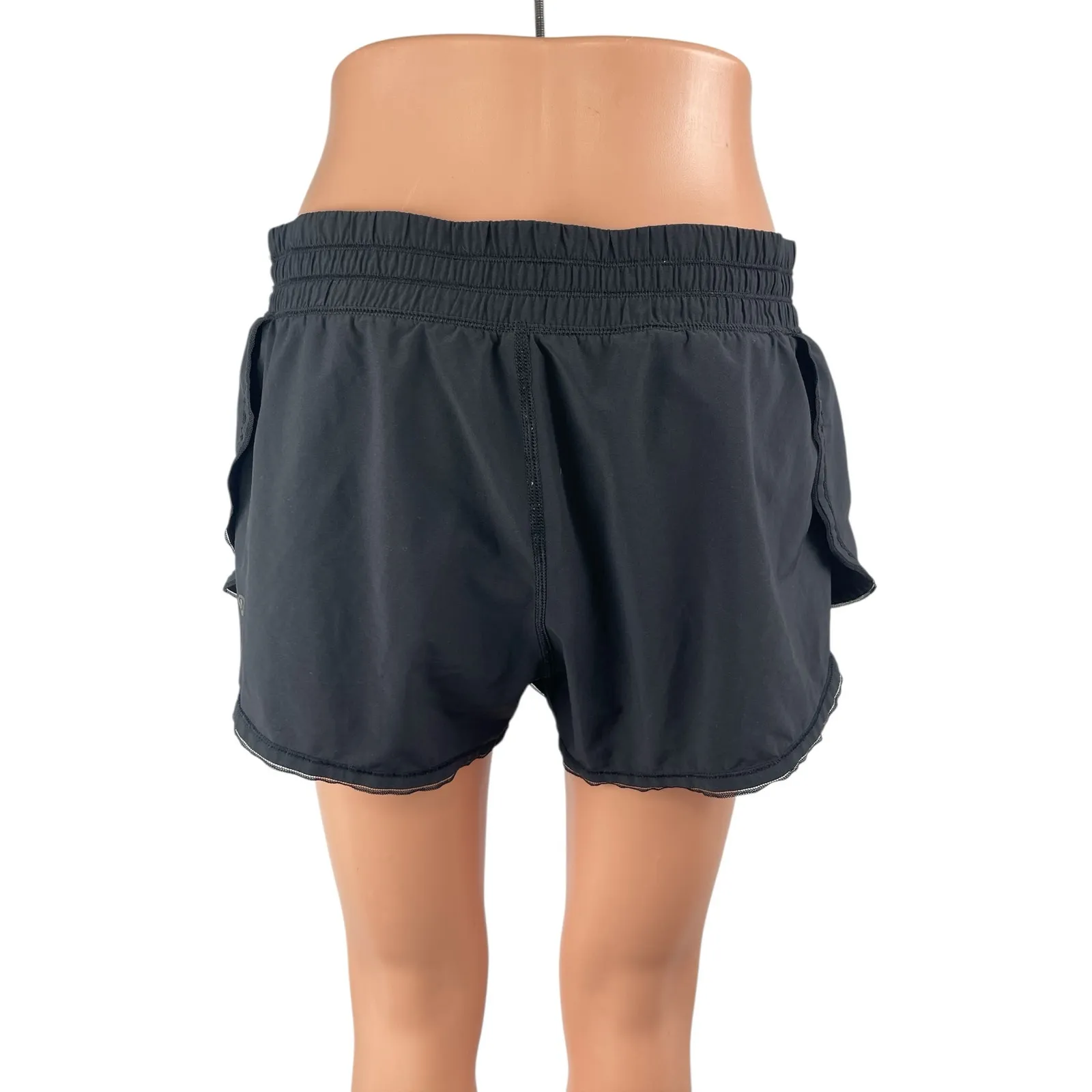 Lululemon Black High Rise Wide Leg Athletic Yoga Activewear Sports Shorts Size 8 - Image 2