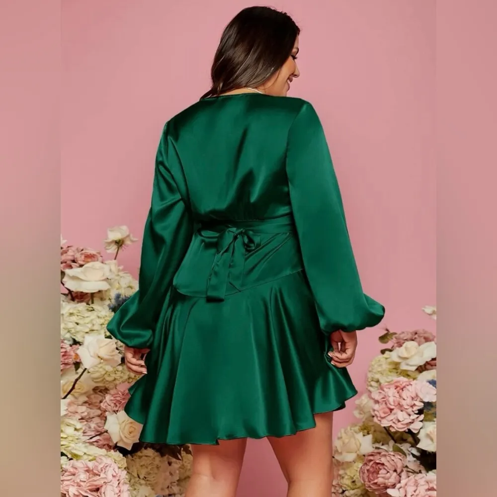 Never worn Green Belted Wrap Satin Dress - Image 3