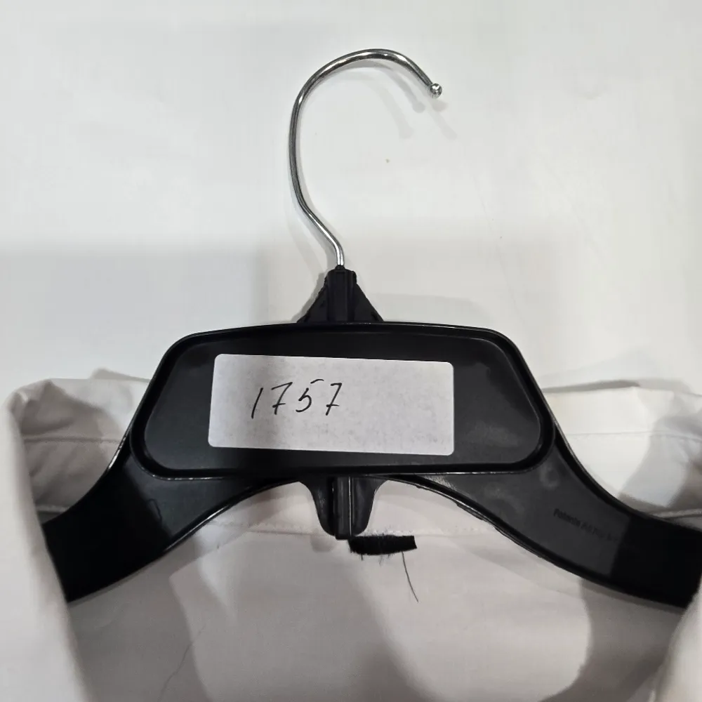 OW Collection Elsa Shirt in Ow White Size M - Image 13