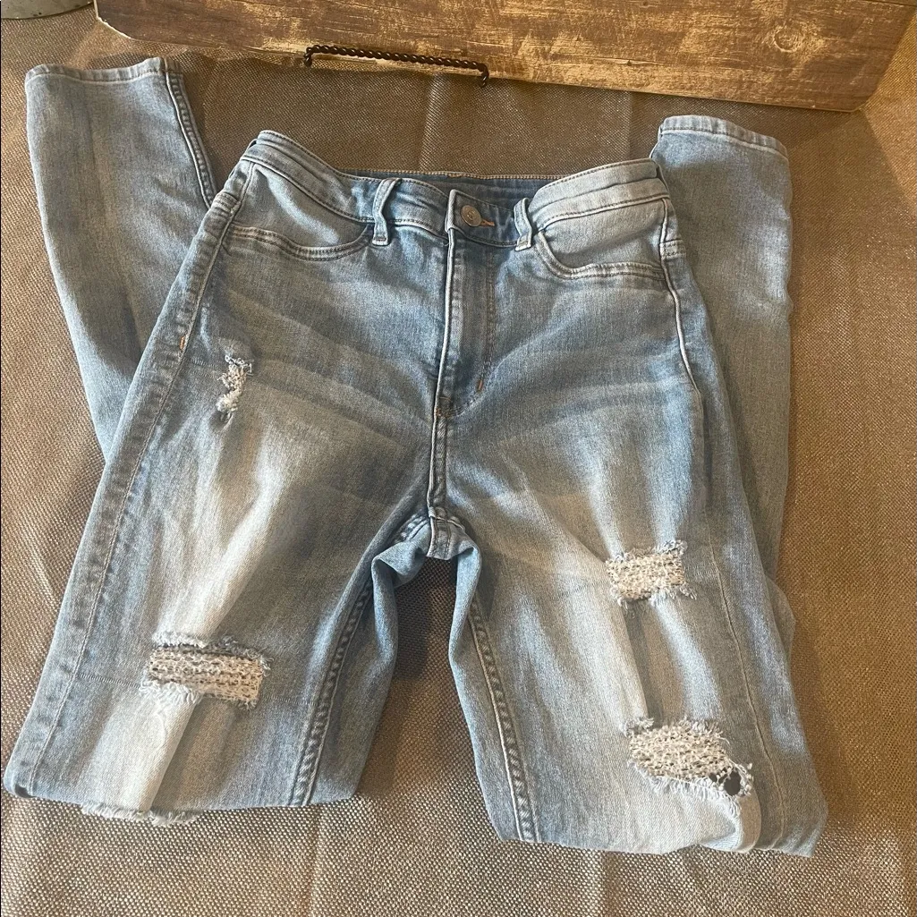 Modern Jeans High Rise Distressed Skinny  Size 4 - Image 2