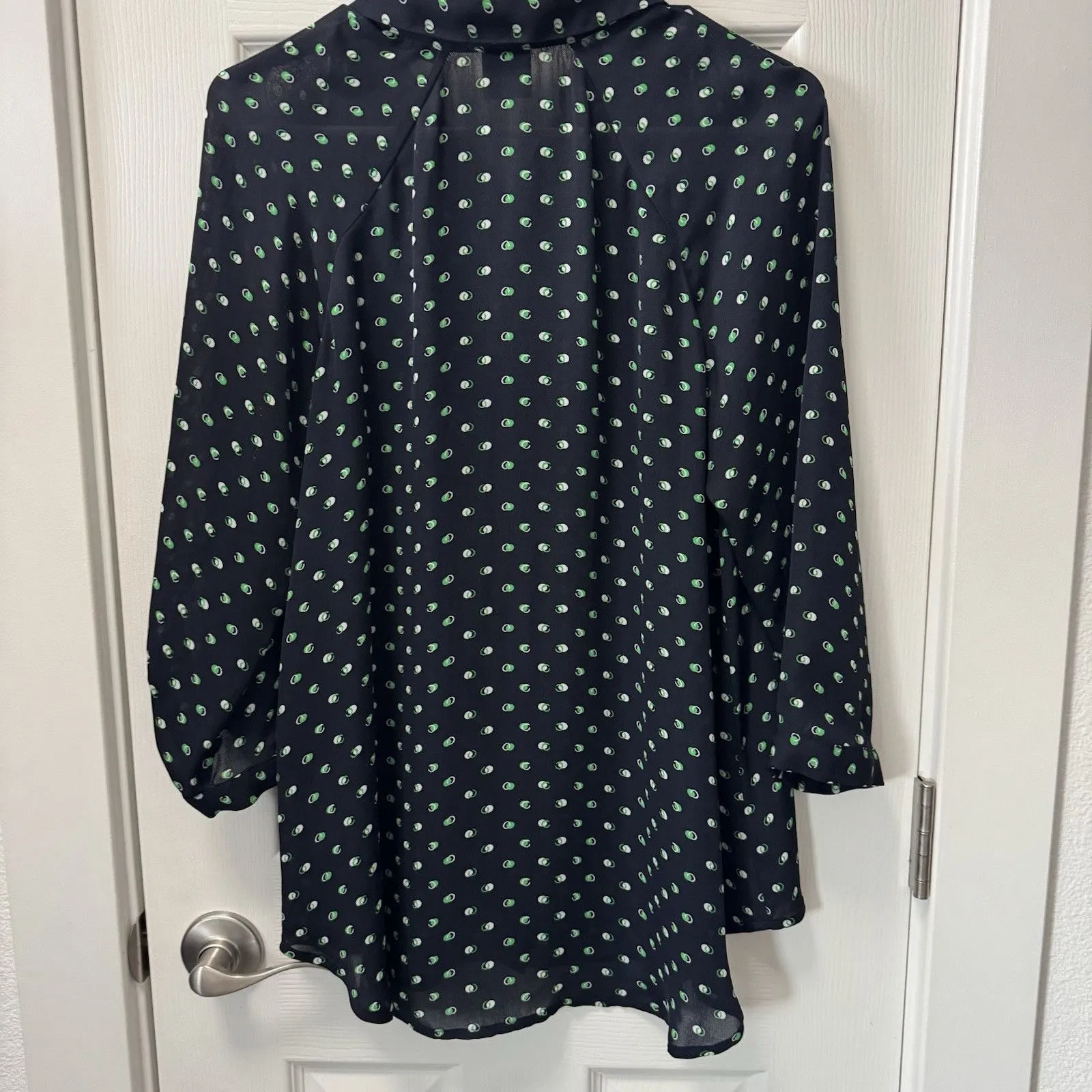 CAbi‎ Size XSmall Martini Button Up Printed Blouse Navy Blue Green EUC #5019 - Image 5