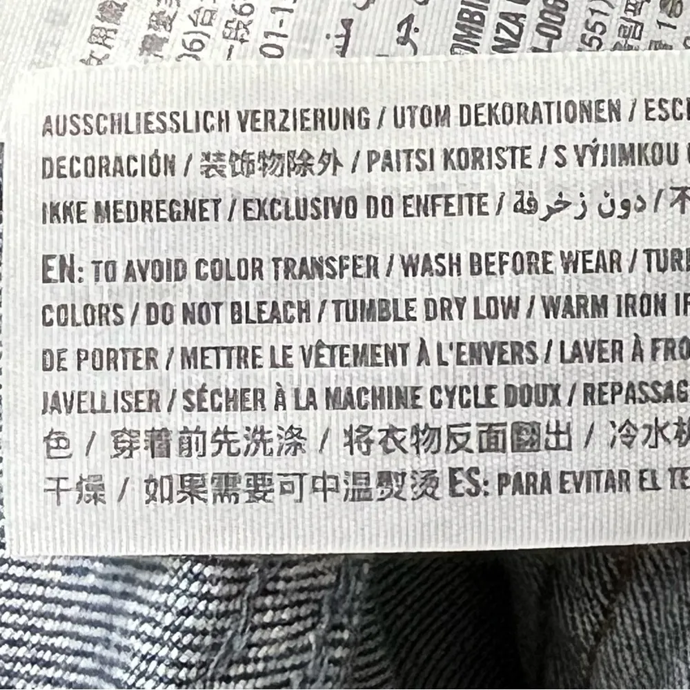 Abercrombie & Fitch Denim Mom Jeans - Image 11