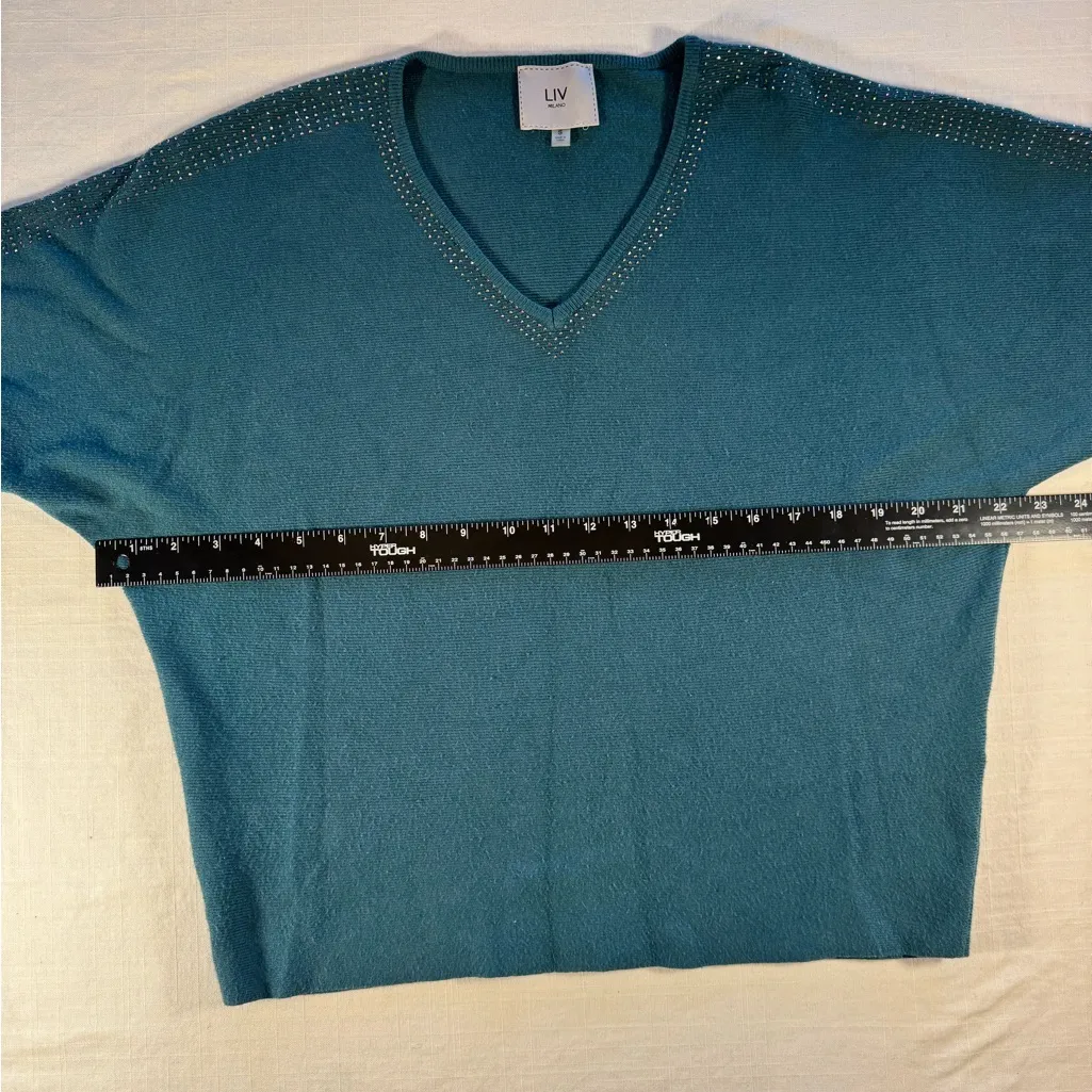 LIV Women's V - Image 4