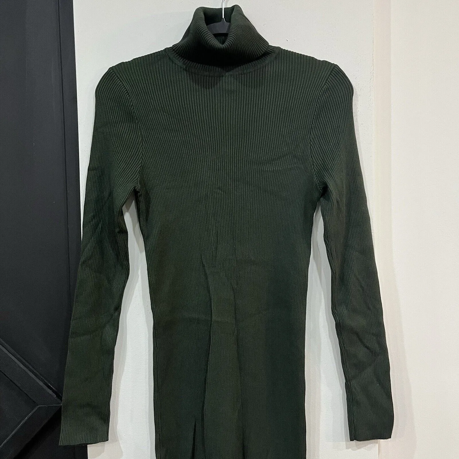 Women’s Turtleneck Longsleeve Bodycon Green Sweater Dress Size XL - Image 2