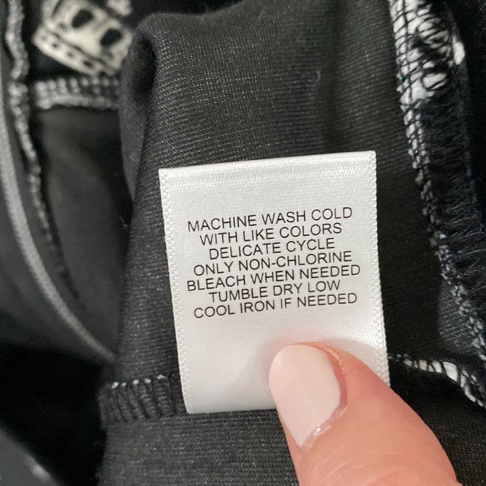 Juicy couture terry cloth crown spell out zip up hoodie size S - Image 11