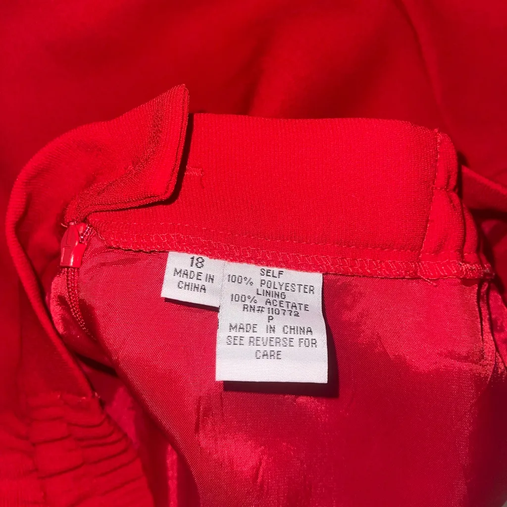 Red mid length pencil skirt with slit woman’s size 18 EUC - Image 4