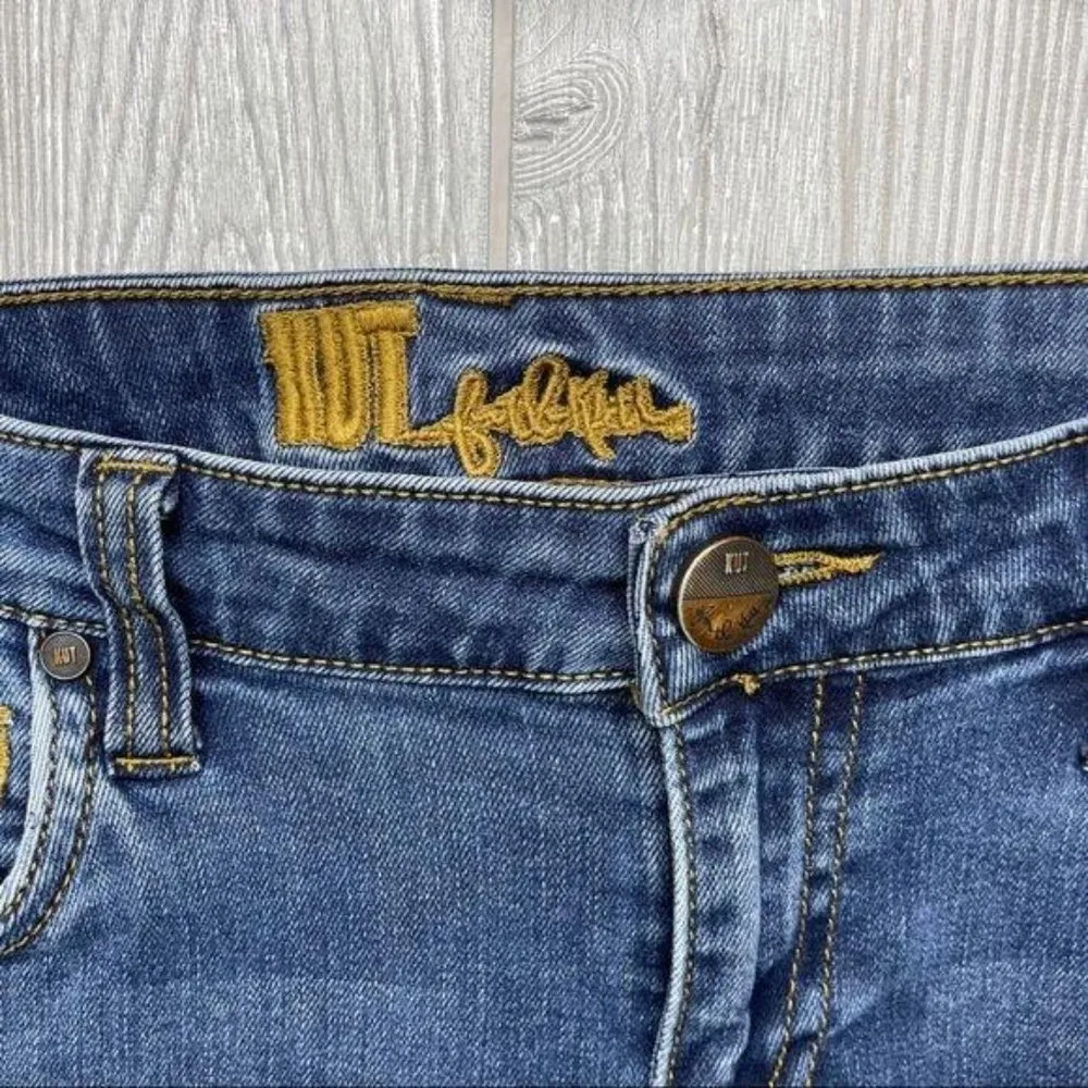 Kut from the kloth distressed mid wash blue denim skinny jeans size 8 - Image 4