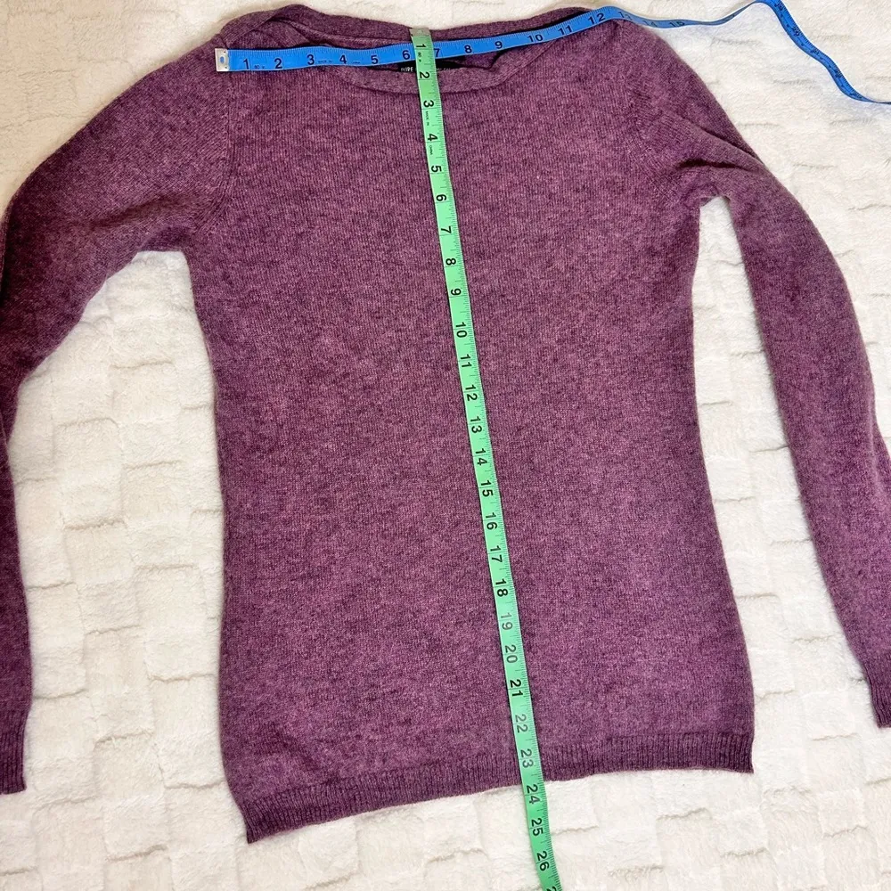 Tahari Purple Crew Neck Sweater with Elegant Texture  💯 CASHMERE - Image 3