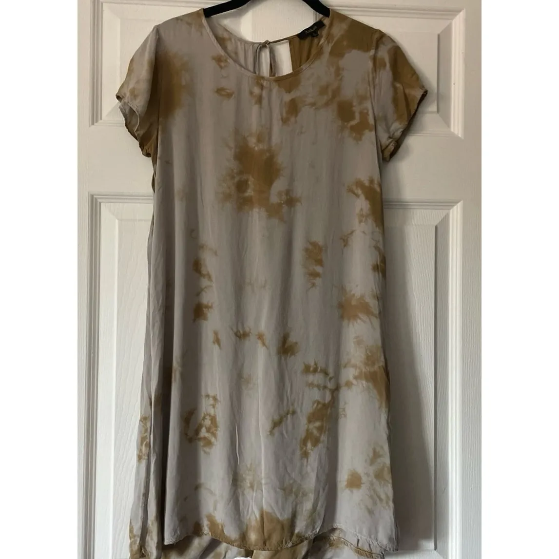 Aakaa Cap Sleeve Cross Cut - Image 3