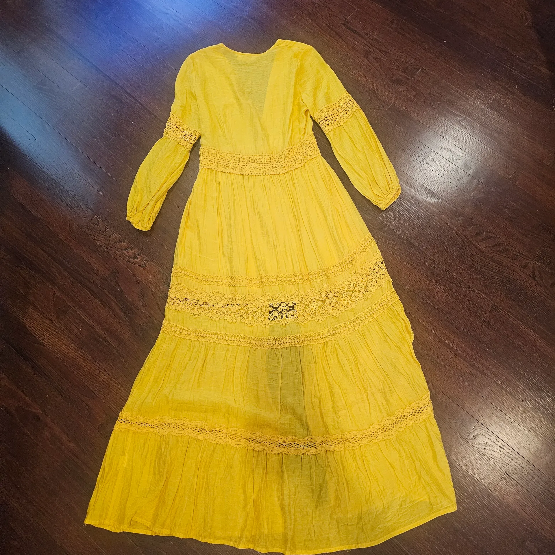 Elegant Yellow Maxi Dress - Image 4