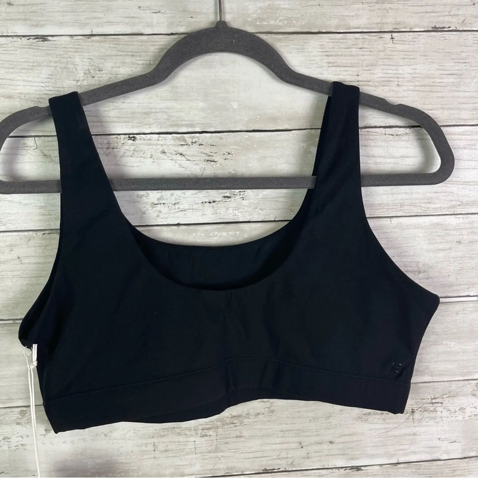 Everlane The Perform Bra Black - Image 3