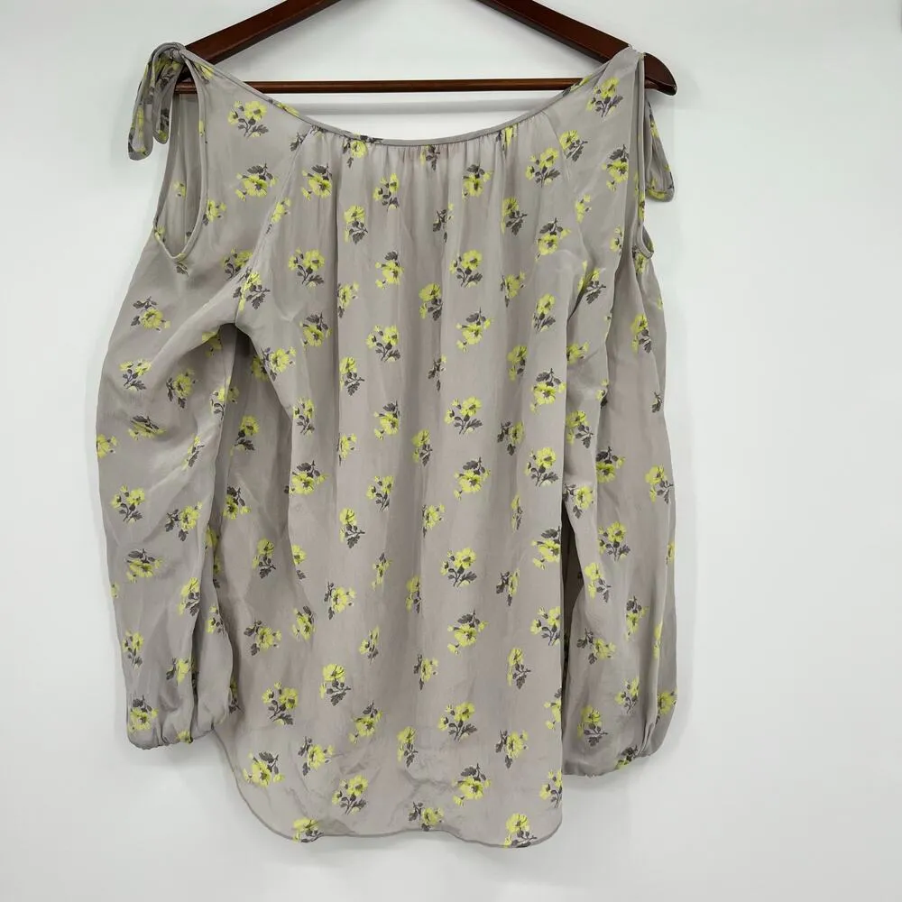 Rebecca Taylor Women Cold Shoulder ditsy Floral Blouse Silk Gray Yellow size 4 - Image 4