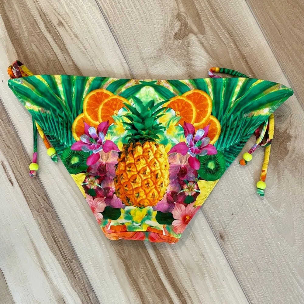 Victoria’s Secret Light Green Bikini Top (SZ L) Floral & Pineapple Bottom(SZ M) - Image 8